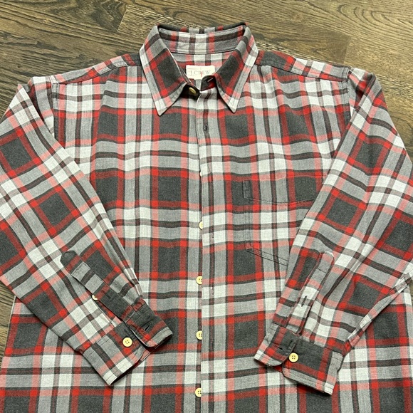 Men’s J. Crew Grey and Red Plaid Button Down Shirt - Picture 2 of 12